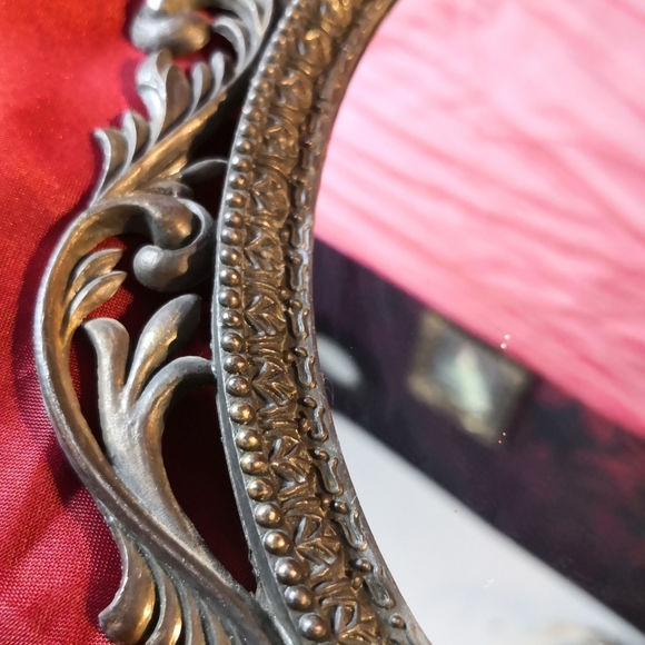 Vintage Oval Ornate Mirror Metal Frame Antique Wall Decoration - Picture 10 of 10